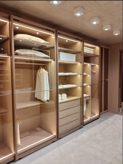 Closet Sob Medida: Como Planejar um Espaço Funcional, Elegante e Durável na Serra Gaúcha